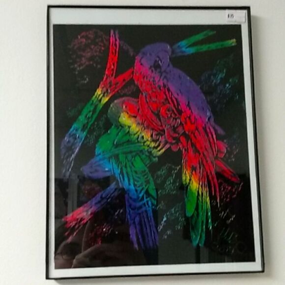 Colorful engraving of parrots  - Picture 1 of 1